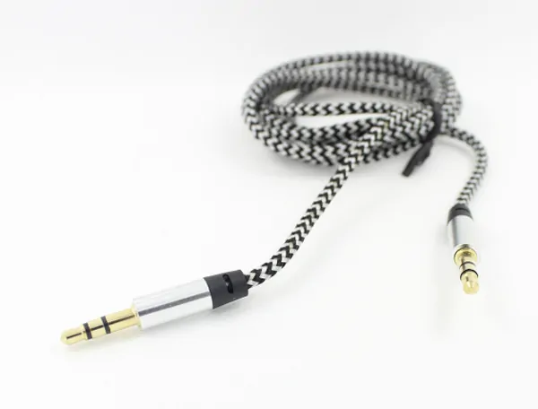 Audiokabel minijack til minijack. Silver. Audiokabel minijack til minijack. Silver.