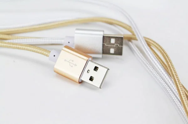 Flettet lightning kabel til iPhone & iPad. 25 cm. Gold. Flettet lightning kabel til iPhone & iPad. 25 cm. Gold. - Billede 3
