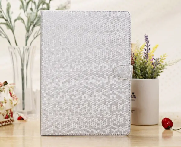 "Bling bling" cover til iPad Air 2 & iPad Pro 9,7". Silver. "Bling bling" cover til iPad Air 2 & iPad Pro 9,7". Silver.